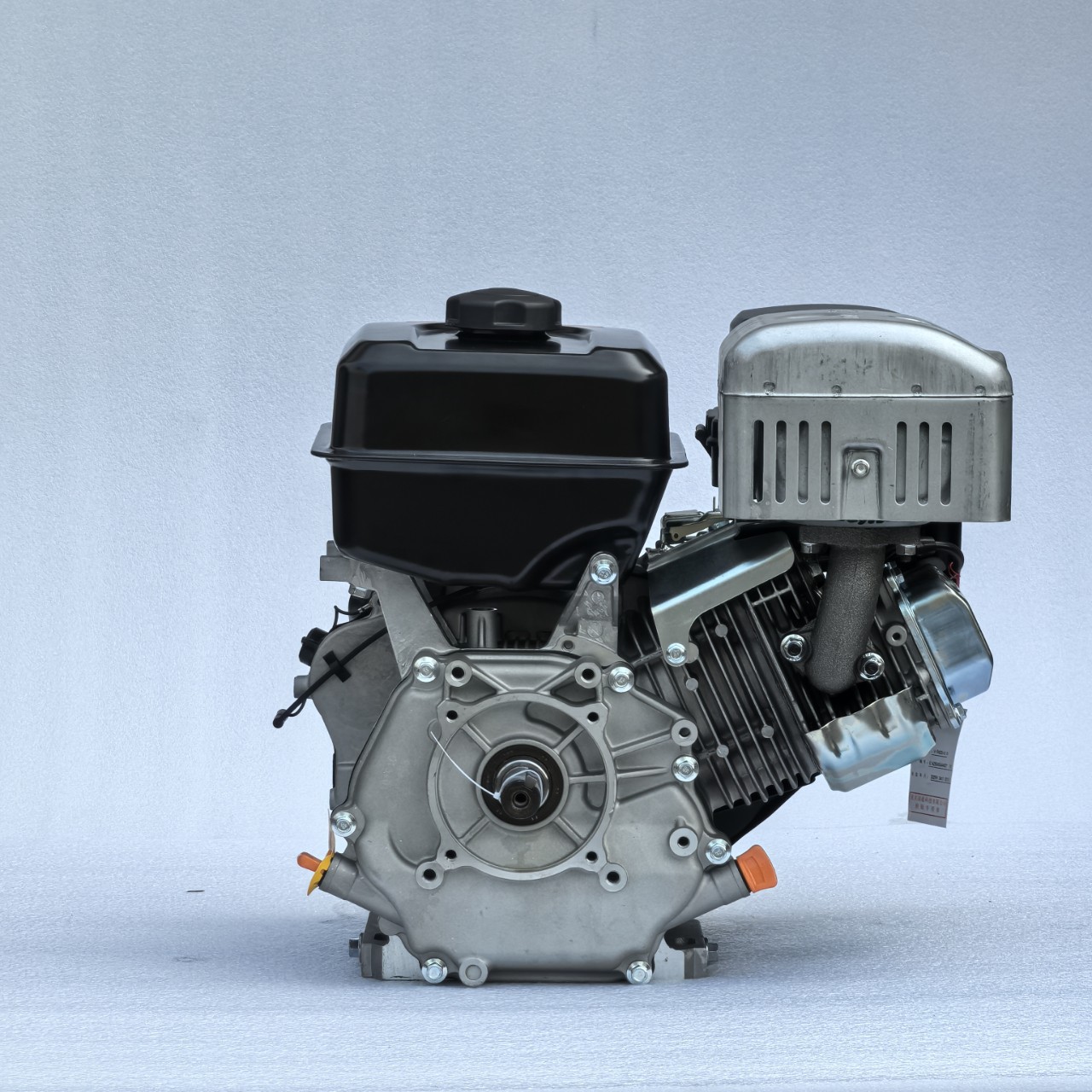16.5 Horsepower High-Speed Gasoline Engine 5000 Rpm Marine Fan Motor for Go-Karts 190F 25mm Shaft Diameter