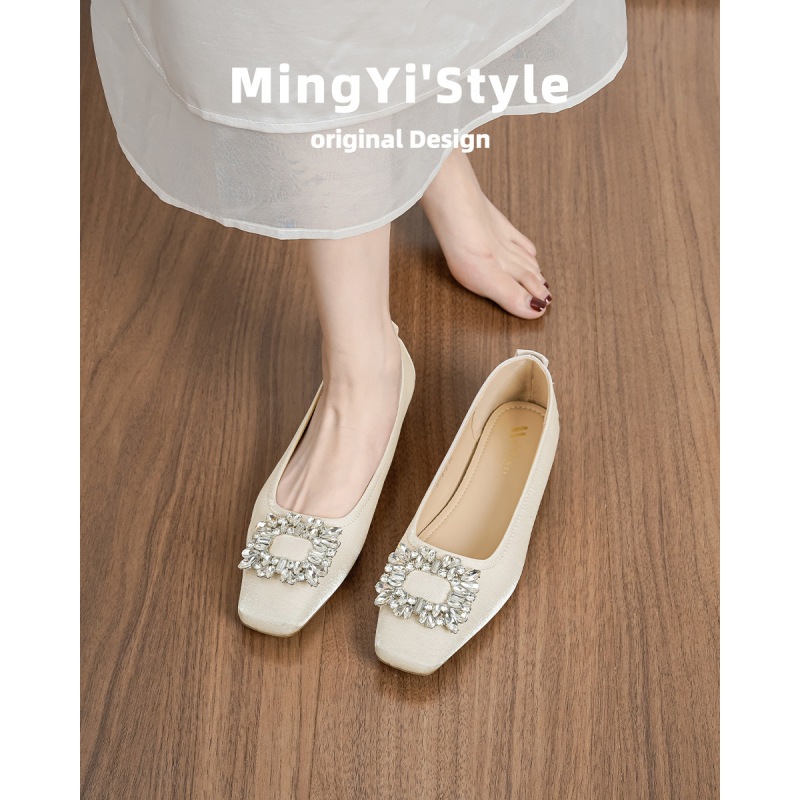 French-Style Women's Flat Shoes, Soft Leather, 2026 New Model, Rv Square Buckle, Sparkling Rhinestones, Stunningly Beautiful, Perfect for Pairing with Dresses, Women's Shoes