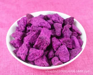 冻干火龙果 水果脆片即食红心火龙果休闲零食批发 冻干火龙果脆片