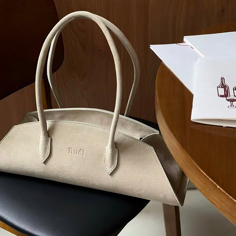 2026 Baguette Bag Ruel Genuine Leather French Retro Sausage Bag Autumn and Winter Commuting Suede Underarm Bag Single Shoulder Handbag 2026 Baguette Bag Ruel Genuine Leather French Retro Sausage Bag Autumn and Winter Commuting Suede Underarm Bag Single Shoulder Handbag