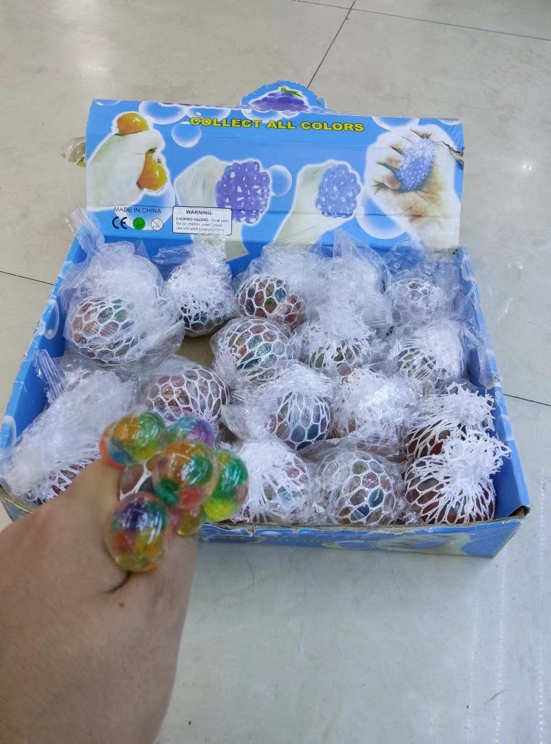 Bollos de descompresión de simulación transfronteriza, hojaldre de yema de huevo fluido, ventile, hamburguesa, taza de ardilla, descompresión, rebote lento, pellizco