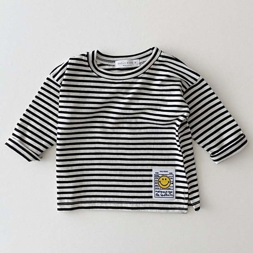 Korean version of ins infant and toddler clothing baby simple smiling face casual T-shirt spring and autumn oxygen black and white striped cotton bottoming shirt