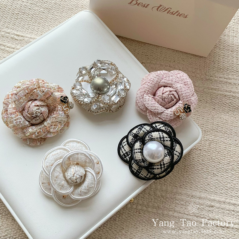 Broche de flores de estilo francés de alto grado de estilo de moda retro perlas accesorios de flores de pecho ropa chaqueta broche de pecho