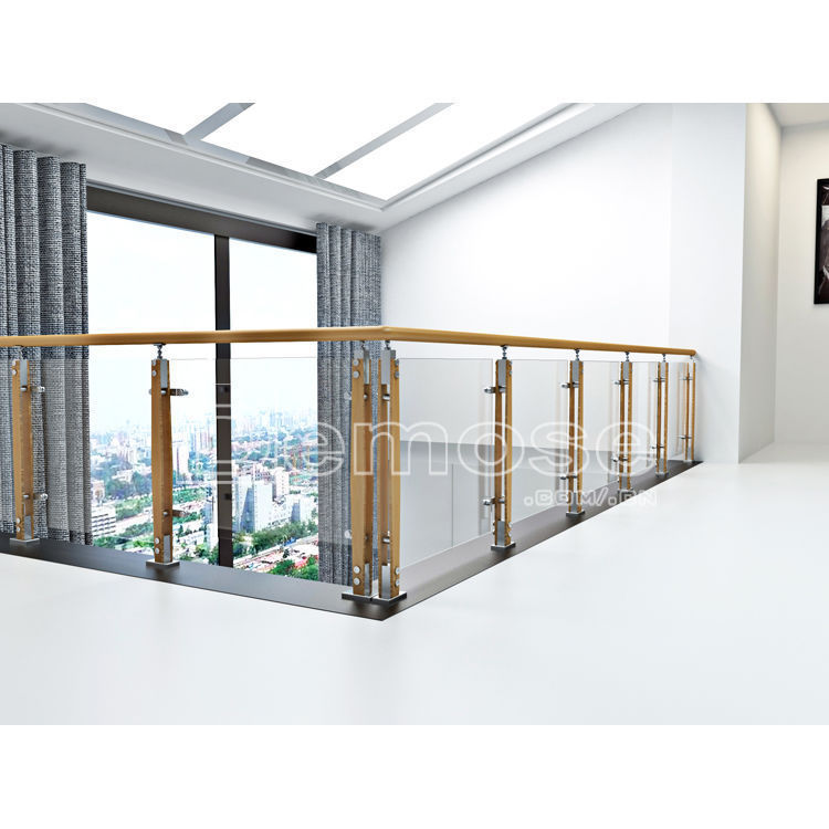 别墅走廊 室内钢木防腐立柱 不锈钢栏杆 12/10钢化玻璃欧洲灰栏板