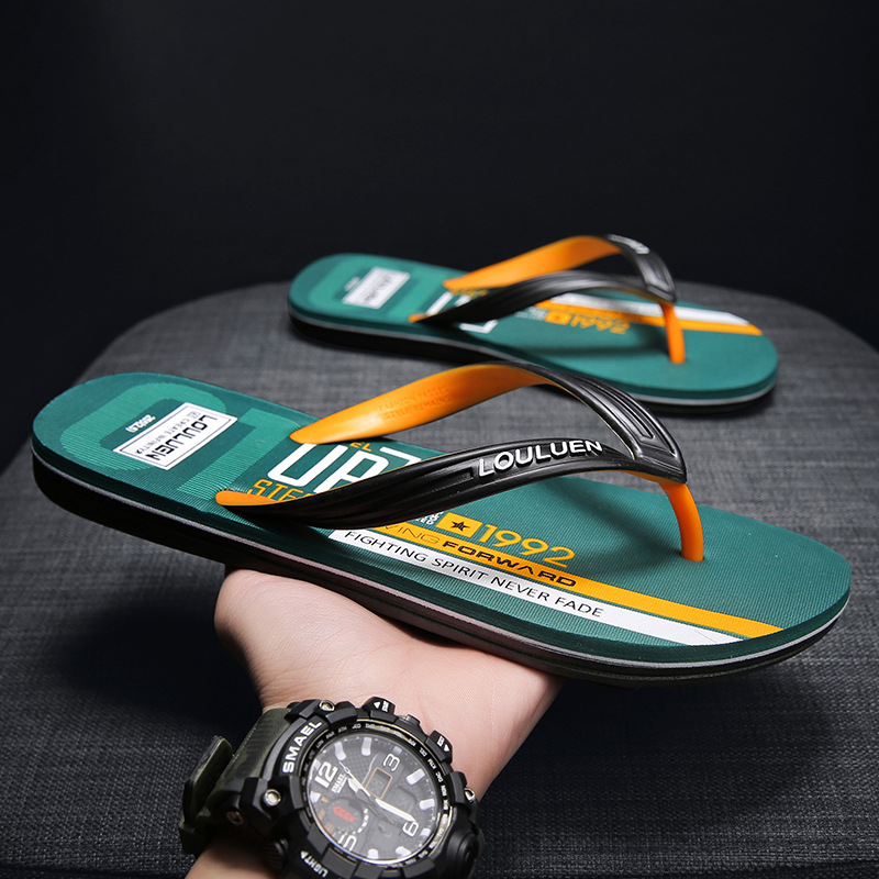 2025 verano nuevo estilo zapatillas casuales chanclas de playa de moda coreana sandalias y zapatillas de moda al aire libre zapatillas vietnamitas