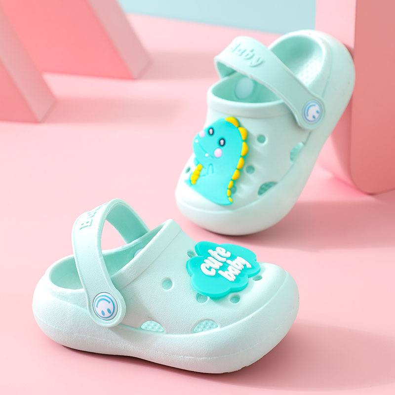 Children's Slippers 2025 Summer New Style Boys and Girls Baby Clogs Kidsren's Indoor Home Non-Slip Sandals