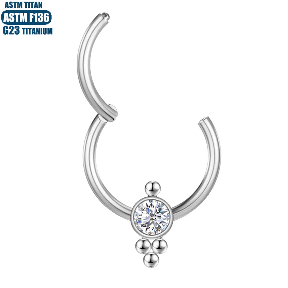 16G labret stud size and finish detail