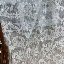 新款雪纺真丝皱皇冠刺绣布料轻薄亮片绣花服婚纱礼服服装面料配饰