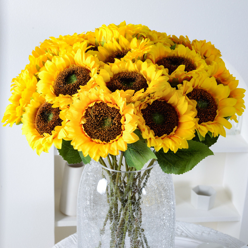 Artificial sunflower sunflower home decoration artificial flower silk cloth flower Net red picnic photography props artificial bouquet Artificial sunflower sunflower home decoration artificial flower silk cloth flower Net red picnic photography props artificial bouquet