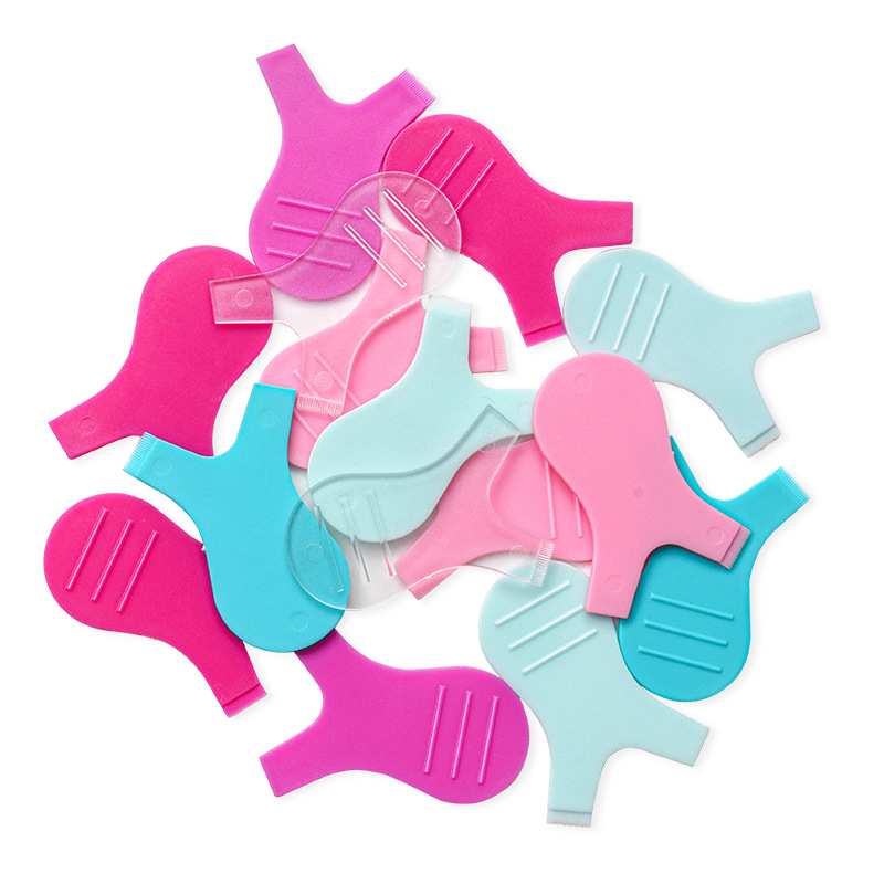 Plastic hygienic brush for eyelashes