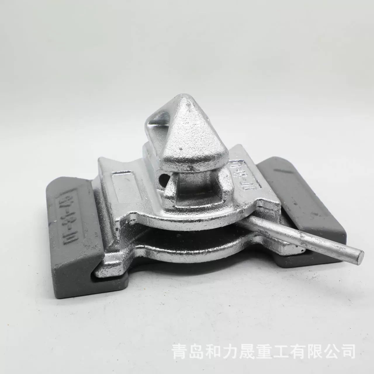 Полные характеристики угловых замков типа «ласточкин хвост», нижних замков типа «ласточкин хвост» для транспортных контейнеров, деталей для крепления контейнеров с сварными дном.