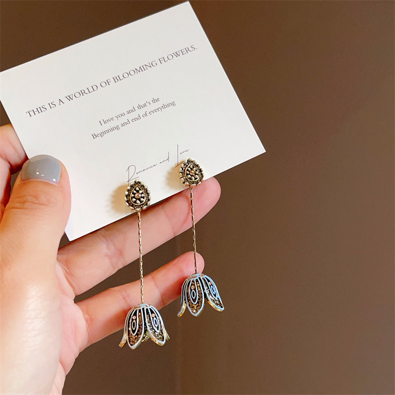 Chinese Restaurant Jiangyan Same Style Flower Tassel Earrings for Women 2025 New Popular Elegant Earrings Accessible Luxury High-End Earrings