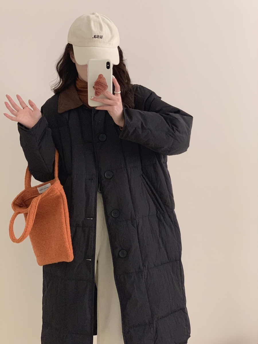 검은색