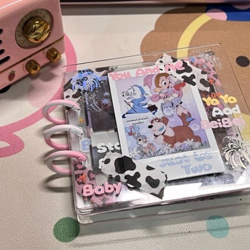 콜라주북 [PVC 보드 스티커 20개 + 실링 패널 2개 + 버클*3 + 키티 스티커*2]☆