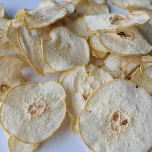 Hebei Da Yali Pear Snow Pear Dried Loose Pear Slices Dried Fruit Snacks Tea Brew Soup Snow Pear Slices New Arrival Wholesale