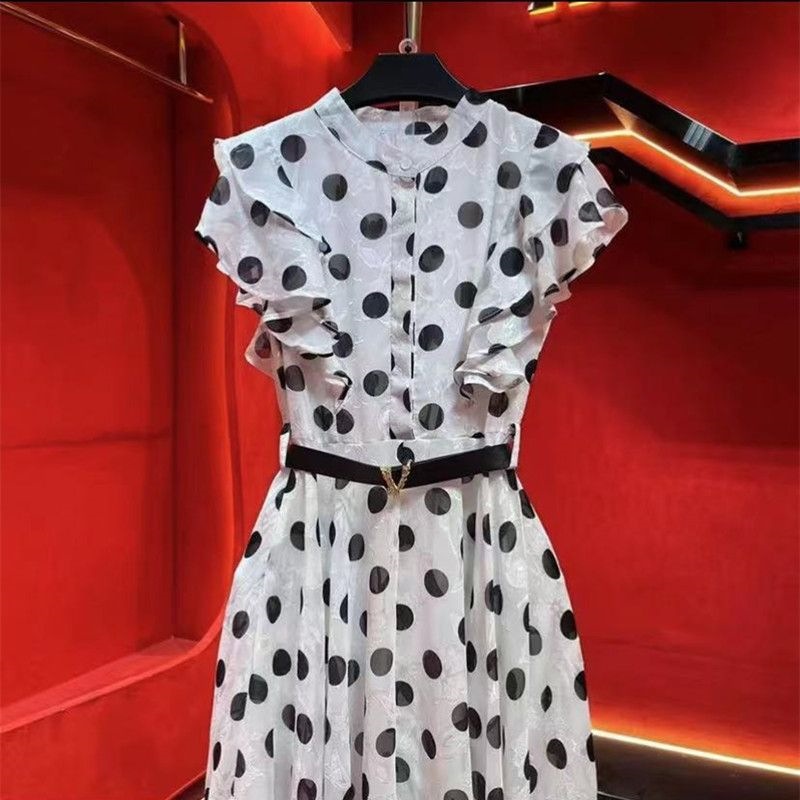 Đầm maxi nữ chấm bi trắng dáng dài thắt eo tay ngắn — Điểm sóng trắng chi tiết 9