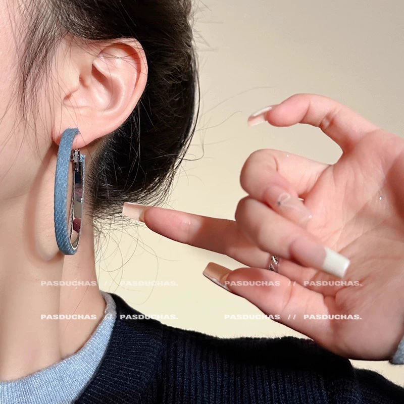 A2748 ligero-diseño sensación de vaquero aretes de anillo grande