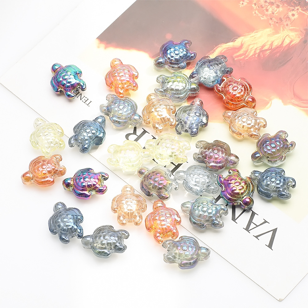 Three dimensional glass beads