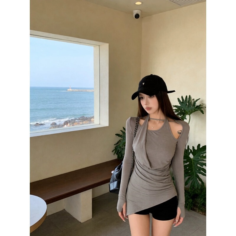 PD's greatest work: Jang Wonyoung's gray-toned, sun-protective, asymmetrical top at Sydney Airport 0182