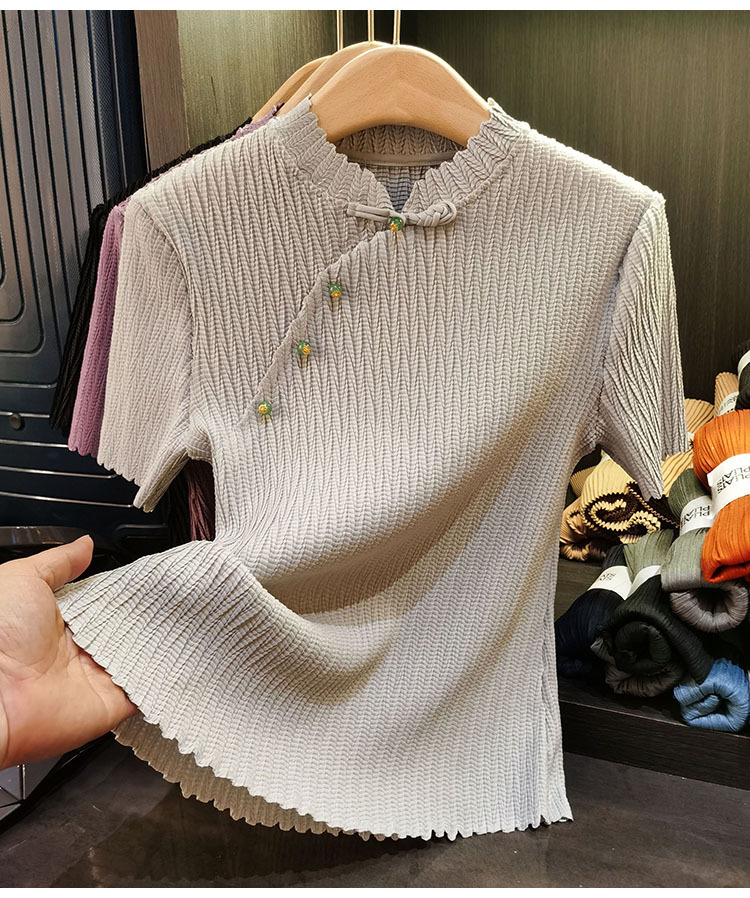 Áo thun nữ ngắn tay cổ đứng cài nút xếp ly phong cách quốc gia — Màu tím nhạt, Màu xám chi tiết 30