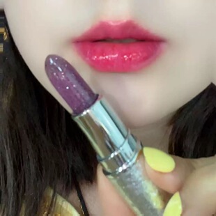 ����������W�ڼtõ�tɫ����մ�����׵�ɫ�̝���ˮ����õ�@�ױ���