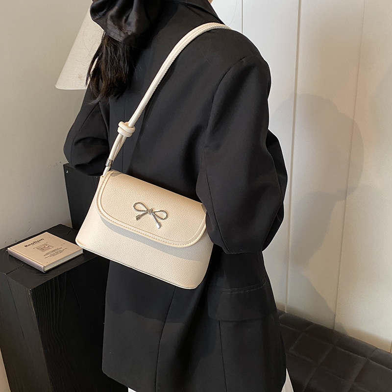 Bolso de brazo de nicho coreano para mujeres 2024 nuevo estilo de moda bolso de mano de palo de moda alta sensación multifunción mochila