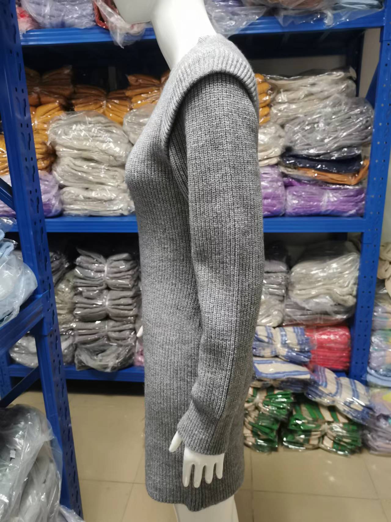 Autumn And Winter Net Color Round Neck Long-Sleeved Hip-Wrapped Sweater Women'S Dress 65 Undefined