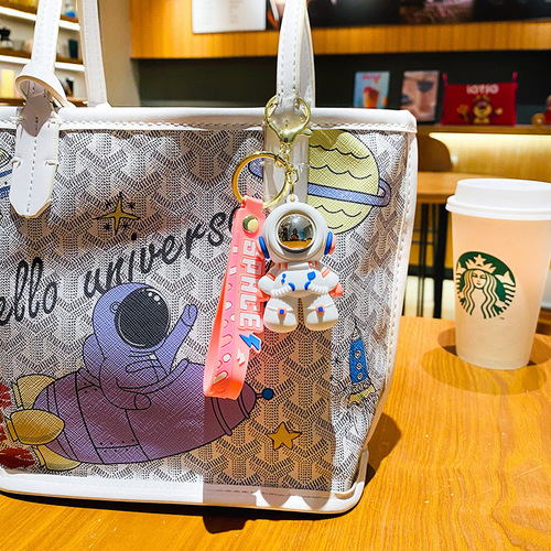 Spaceship Keychain Bulk Car Key Ring Small Decor Cartoon Astronaut Bag Key Chain Wholesale