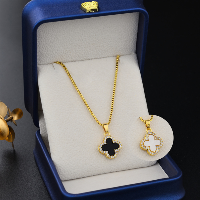 Fashion Geometric Titanium Steel Gold Plated Artificial Diamond Necklace