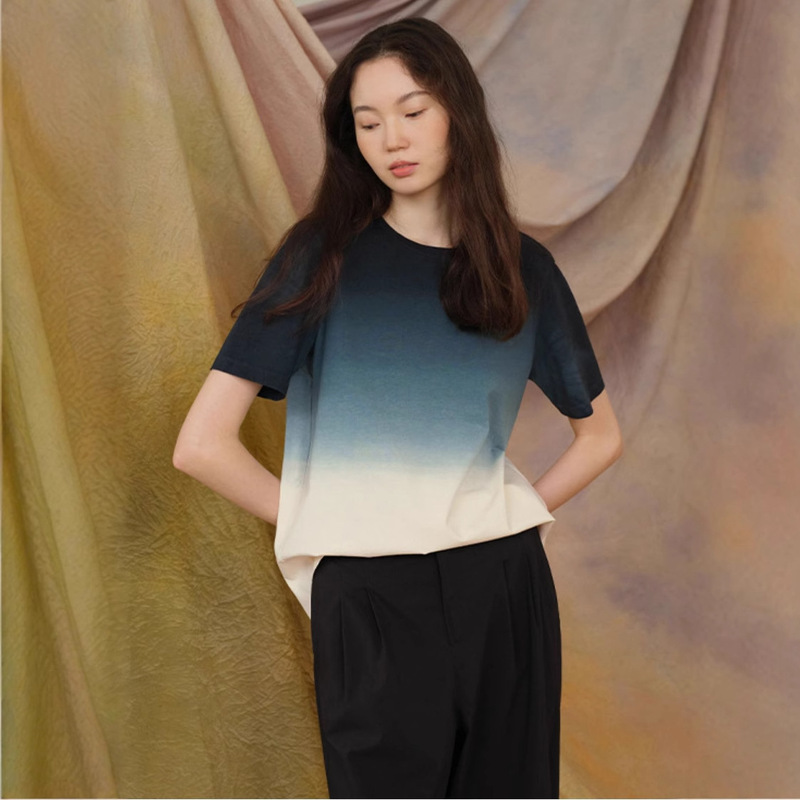 New 2025 Summer Pure Cotton Hanging Dye Gradient Color T-Shirt Casual Short-Sleeved Loose Top for Women New 2025 Summer Pure Cotton Hanging Dye Gradient Color T-Shirt Casual Short-Sleeved Loose Top for Women