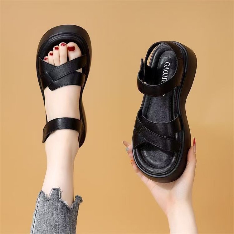 Sandalias romanas para mujeres 2026 nuevo verano con suela suave no se cansa pies ligeros antideslizantes zapatos de playa con suela gruesa para la falda