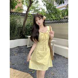 【有内里】2026夏季新款碎花裙女小清新黄色连衣裙海边度假A字裙