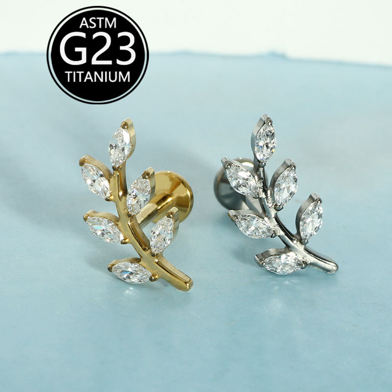 Pointed titanium steel lip stud product view