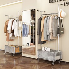 �����ñ�ܷ��b��չʾ�ܾW�t���Ւ��¼�Ů�b�ꙻ����п��Ƅӎ��@