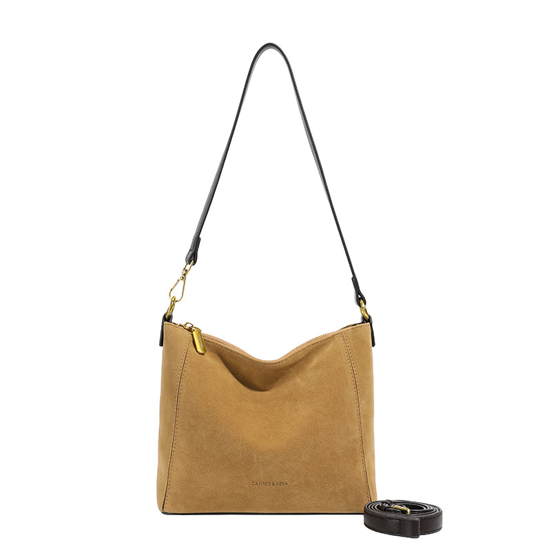Bolsa cuadrada retro esmerilada versátil bolso de braza para mujeres 2025 invierno nuevo estilo de moda popular bolso de hombro bolso de viaje
