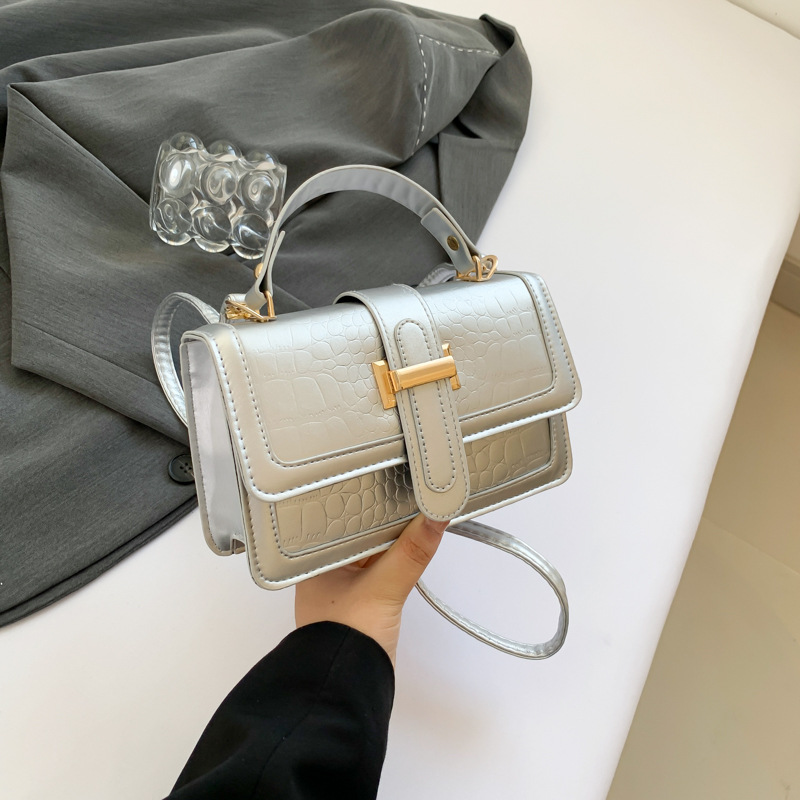 Elegante simple moda color sólido bolso 2024 principios de primavera nuevo versátil ins hombro mensajero bolsa pequeña bolsa cuadrada para las mujeres