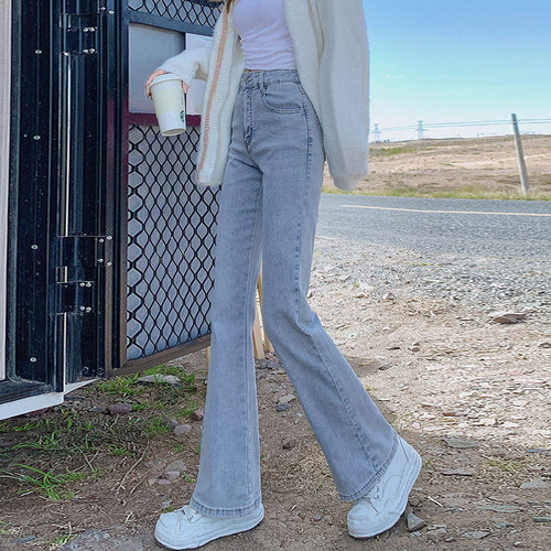 Light-colored mini trumpet jeans for women, slim fit, trendy, high-waisted, flattering for petite figures, tight elastic, floor-length hoof pants