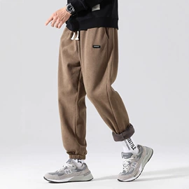 男式针织衫;男式休闲裤;男式夹克