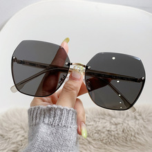 2023新款抖音同款潮流时尚女士墨镜无框切边大框太阳镜素颜眼镜