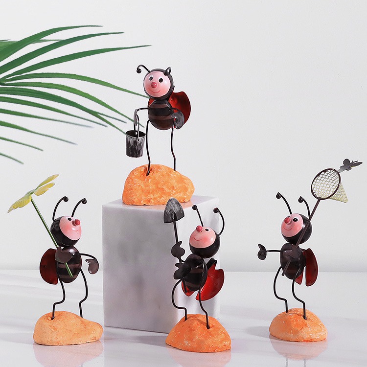 僮烨北欧小蚂蚁客厅摆件家居装饰品房间卧室酒柜电视柜玄关小摆设