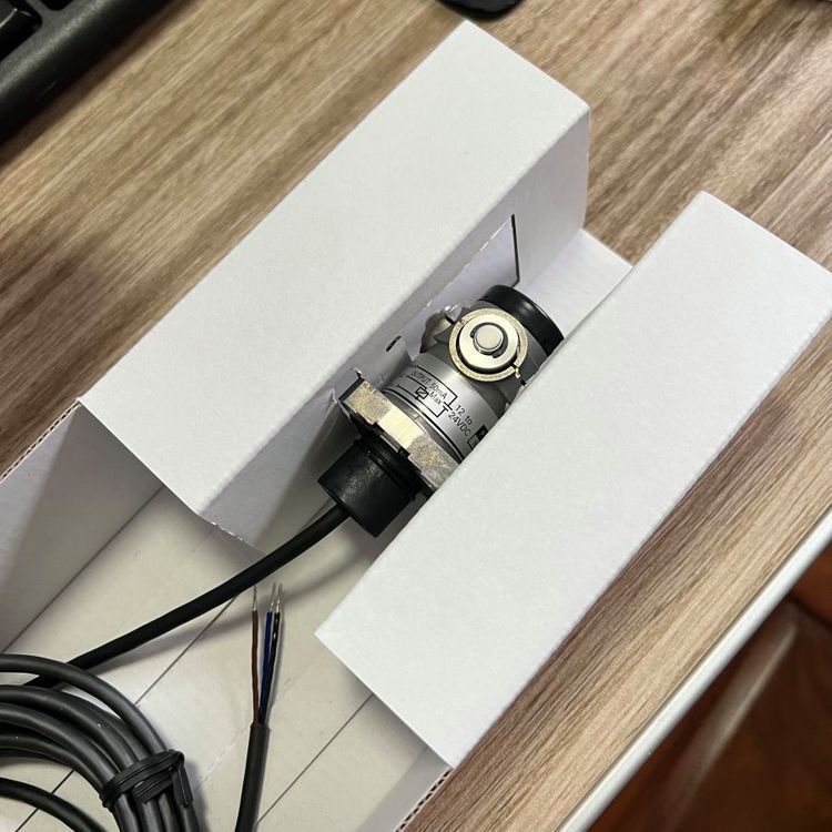 欧姆龙D5F-2B34C-Y D5F-2B34C全新原装现货