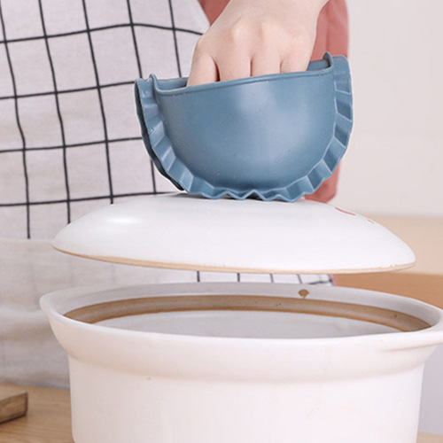 Directly from the manufacturer, Nordic dumpling-shaped TPR insulated gloves for microwave oven baking kitchen anti-scalding and high-temperature resistant glove clips