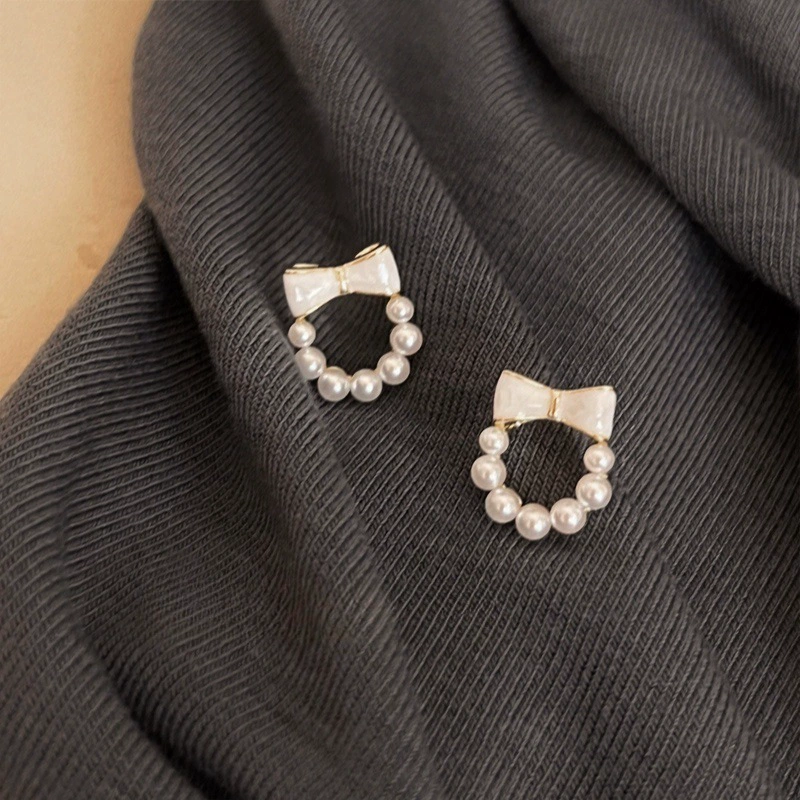 Earrings from pearl, small design ear clips, silver 925 sample