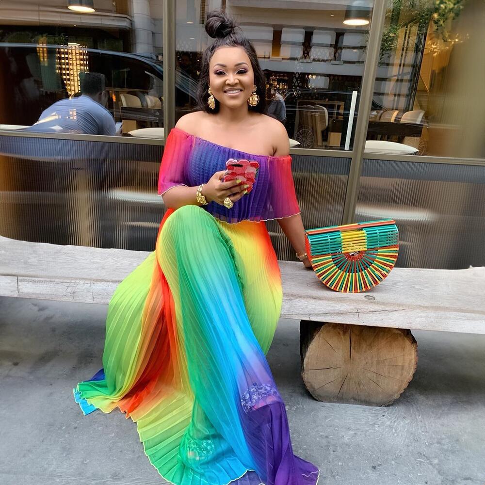 Vêtements pour femmes Robe ethnique africaine pour femmes à épaules dénudées Style africain plissé Impression numérique_voghion.com