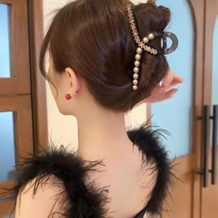 2024 New High-end Korean-style Pearl Light Luxury Flash Drill Shark Clip Back Head Plate All-match Clamp Head Flower Hairpin