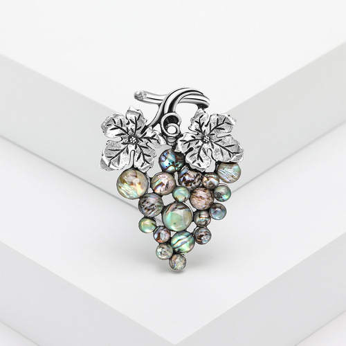 New Fashion and Creative Alloy Abalone Shell Grape Brooch Accessories Manufacturer Wholesale