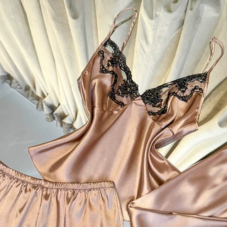 夏季新款纯欲风色丁吊带短裤长裤女清纯诱惑蕾丝边家居服三件套