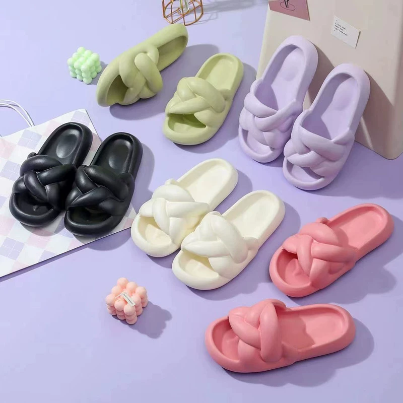 2023 Наступая на фекалии, тапки с толстой подошвой для женщин, носящих на улице, для дома eva нескользящие и вонючие домашние холодные тапочки для женщин оптом