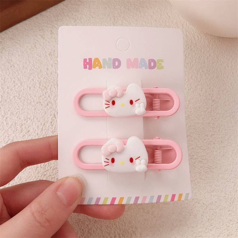 Cute gatito correa de correa