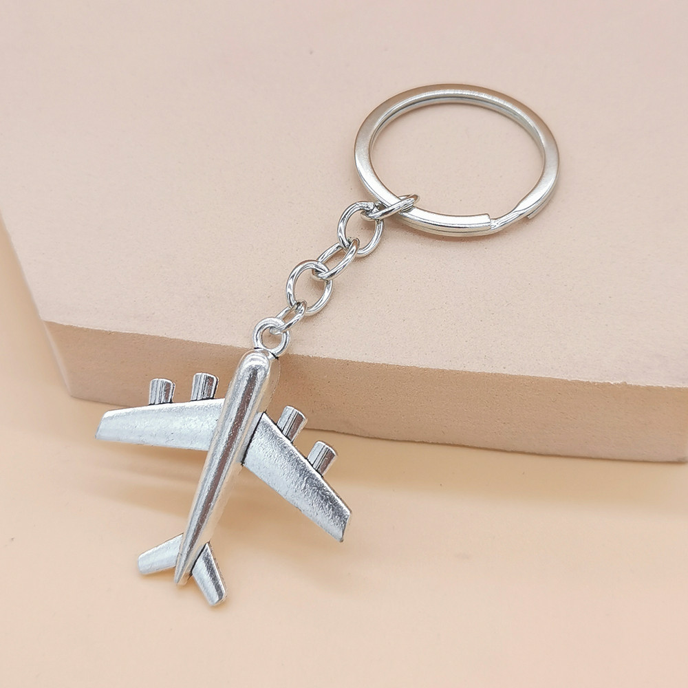18g Weight Keychain Classification 1 Piece Quantity Holiday, Daily, Street Occasion Alloy Material Letter Pattern Plating Design Casual, Simple Style Style 1 Piece Casual Simple Style Letter Alloy Plating Keychain 3